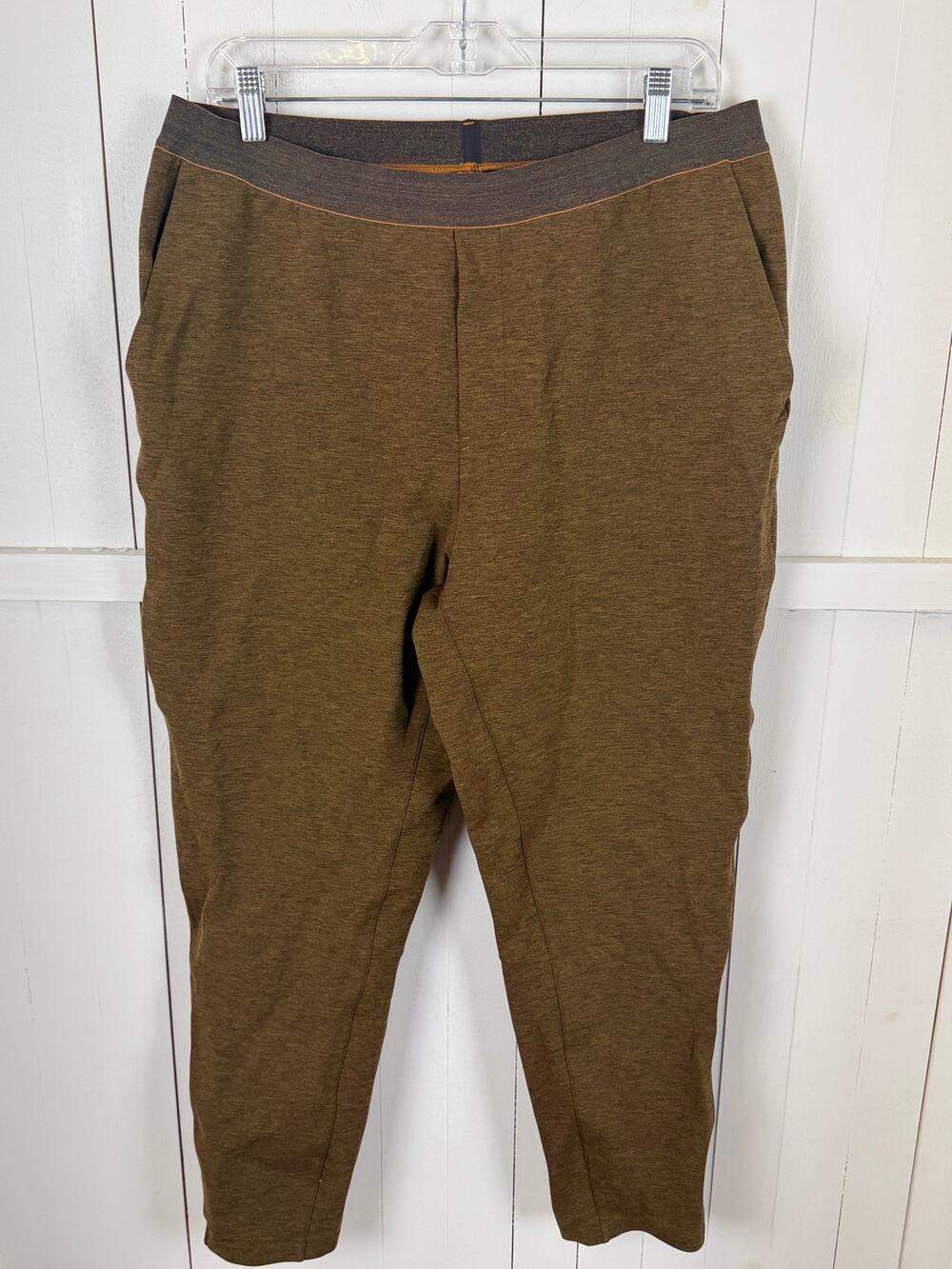 Lululemon Men's Green Jogger Pants Size L Nylon Excellent